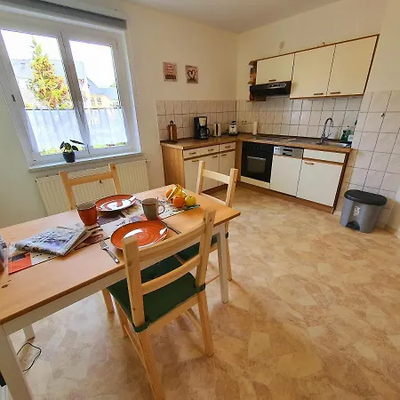 Ferienwohnung Reichenbrand Mit Stellplatz Chemnitz Exterior foto